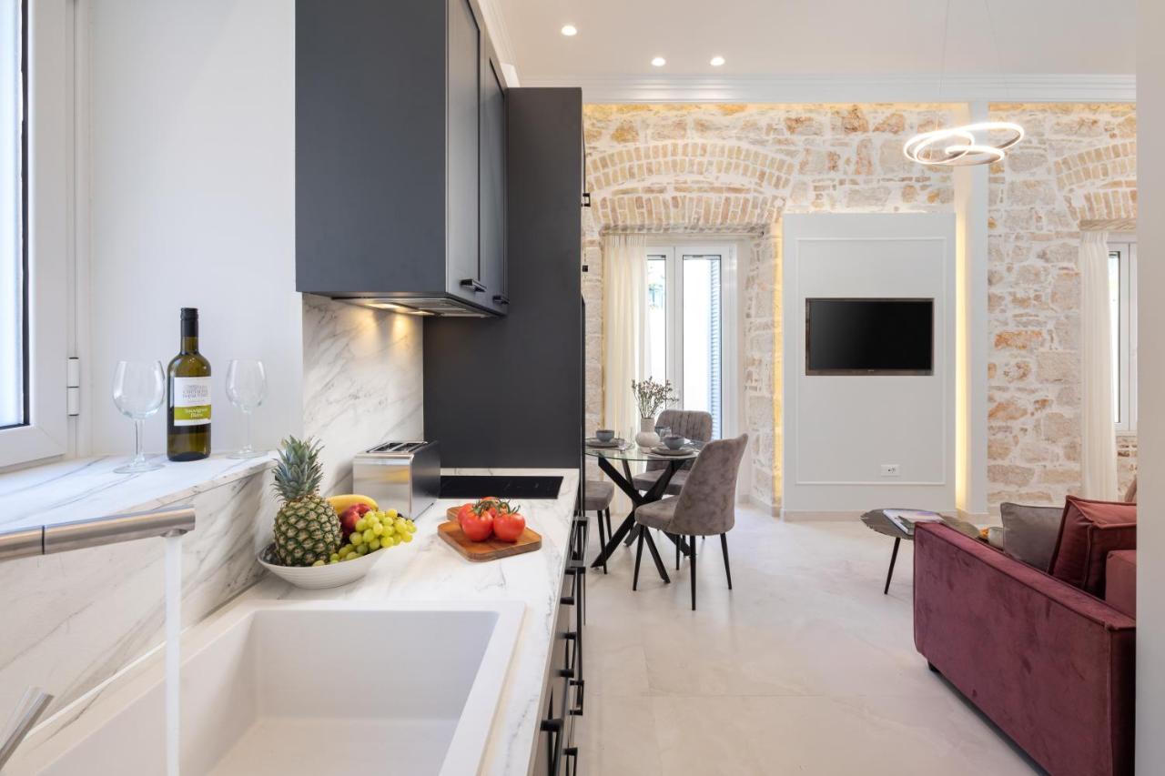 Modern-Vintage Old Town Suites Corfu  Zewnętrze zdjęcie
